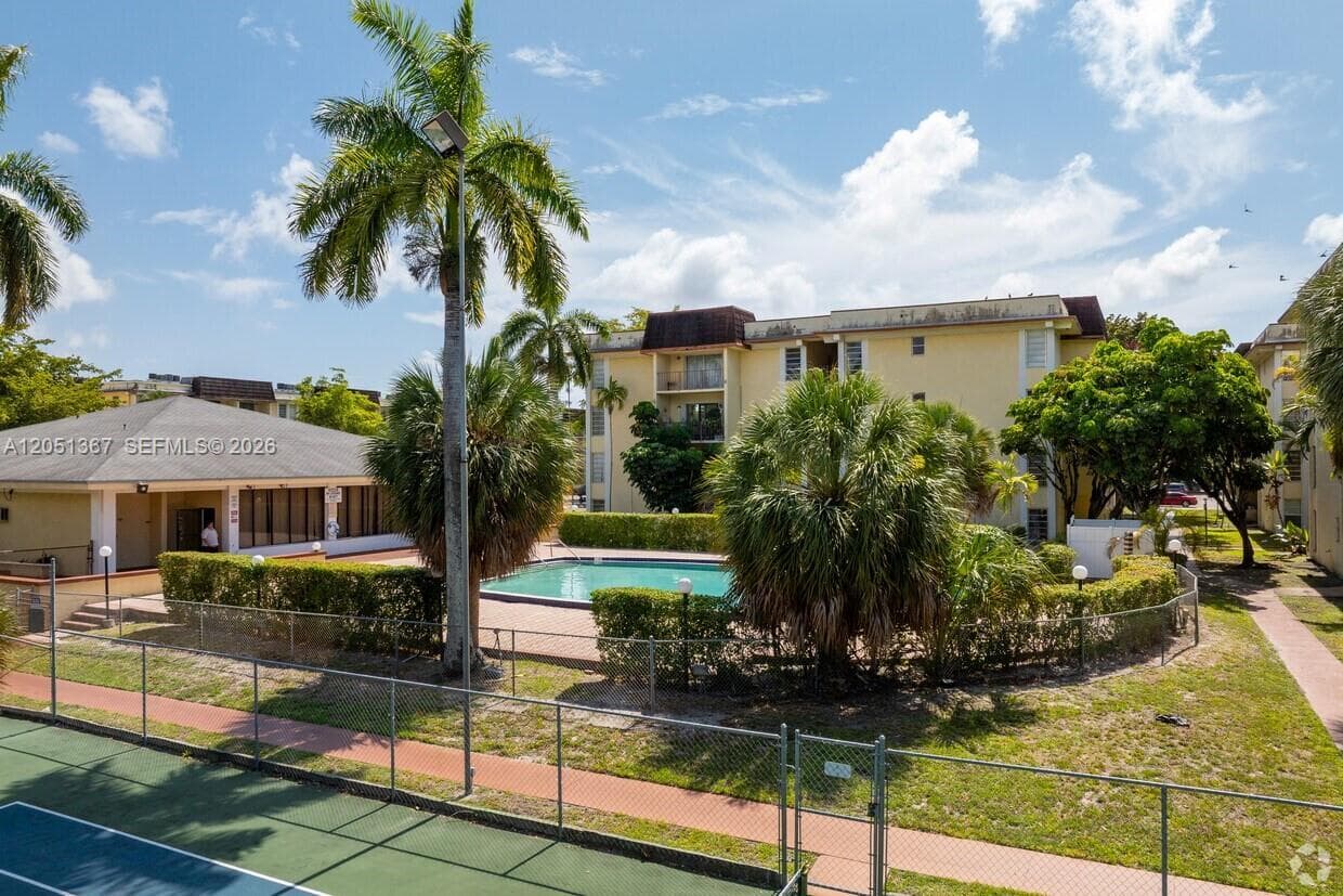 12035 NE 2nd Ave # A409, North Miami FL 33161 photo 2