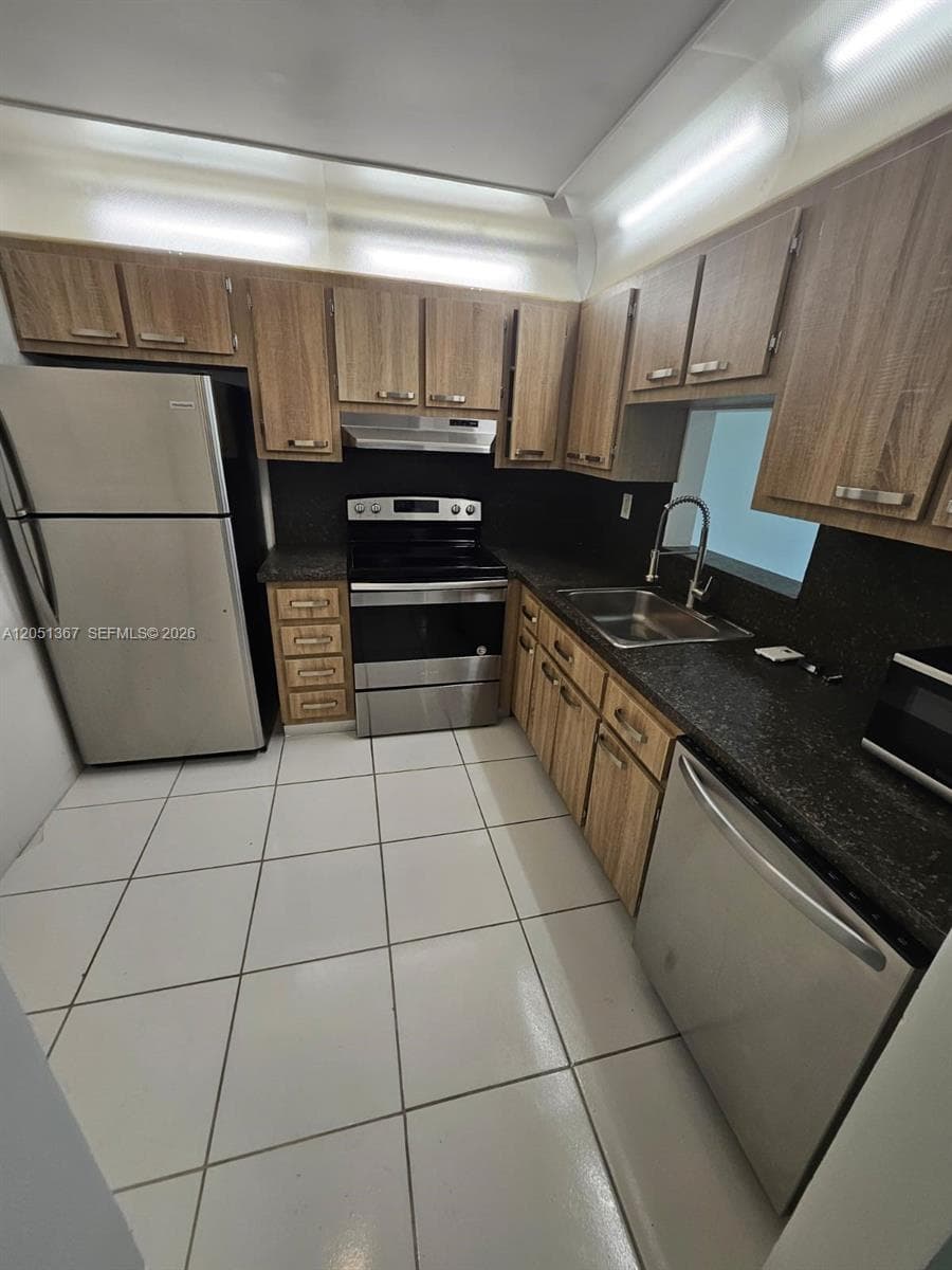 12035 NE 2nd Ave # A409, North Miami FL 33161 photo 4