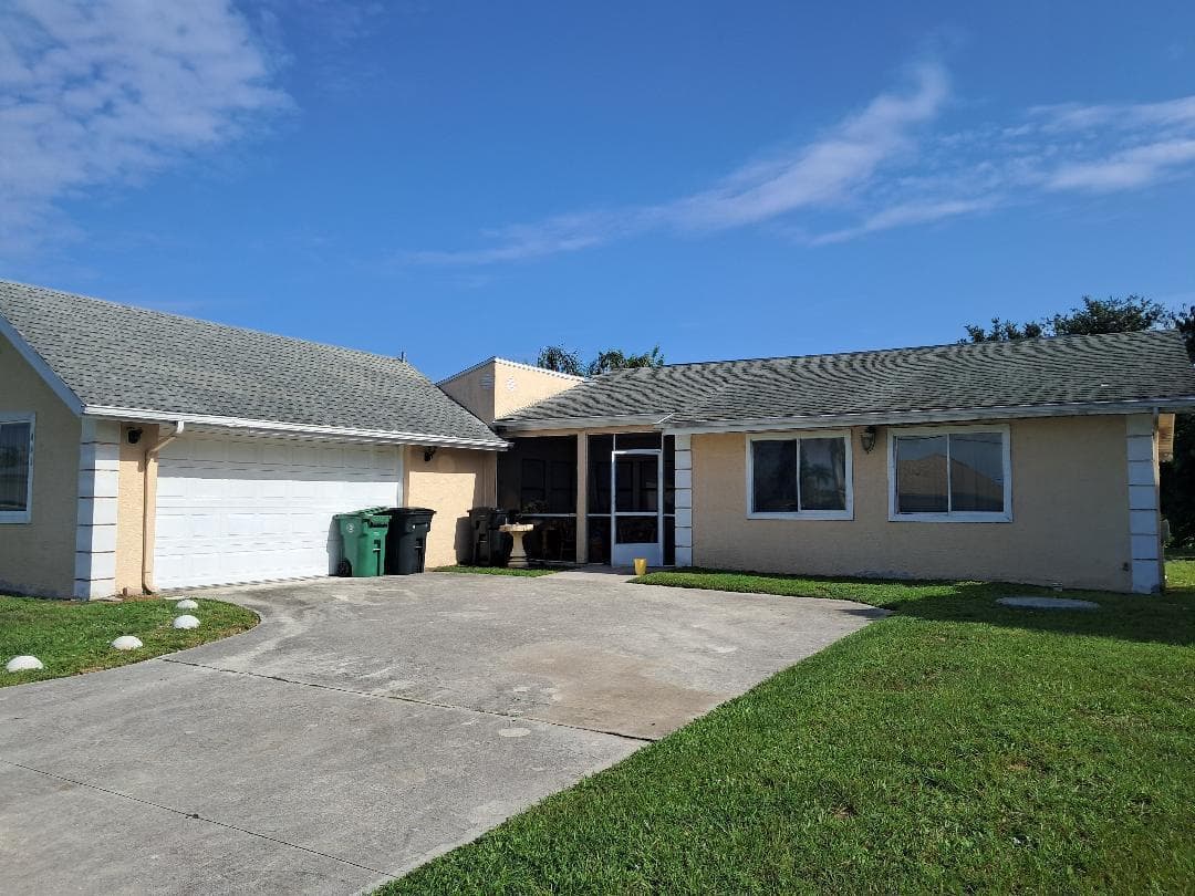 441 SW Todd Avenue, Port St. Lucie FL 34983 photo 2