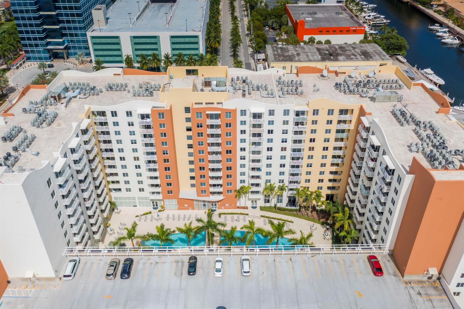 18800 NE 29th Avenue # 923, Miami FL 33180 photo 3