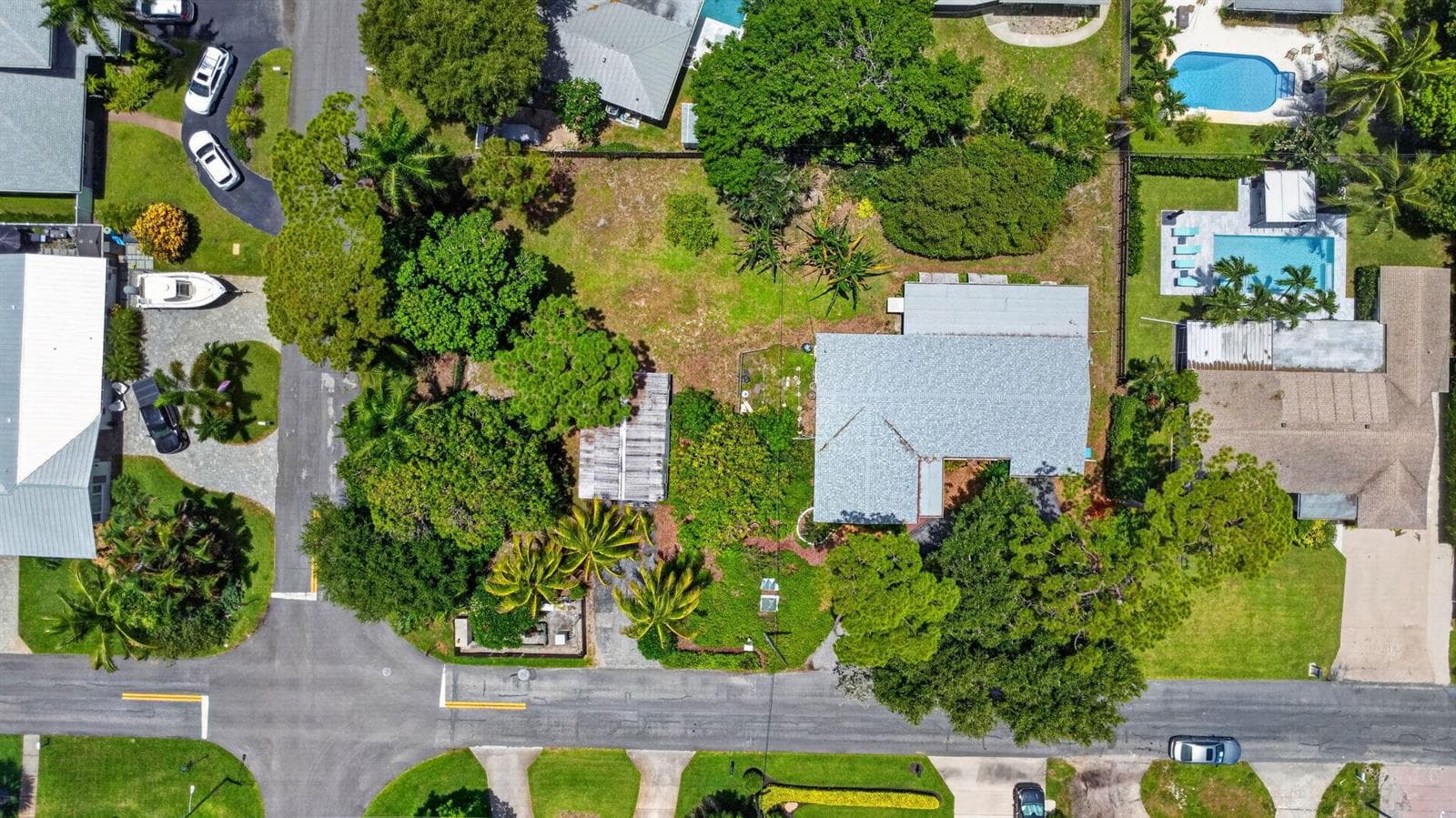 2709 SW 6th Street, Boynton Beach FL 33435 photo 2