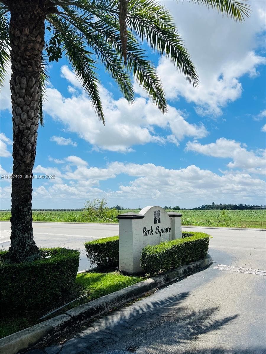 16453 SW 75th Ter, Miami FL 33193 photo 2