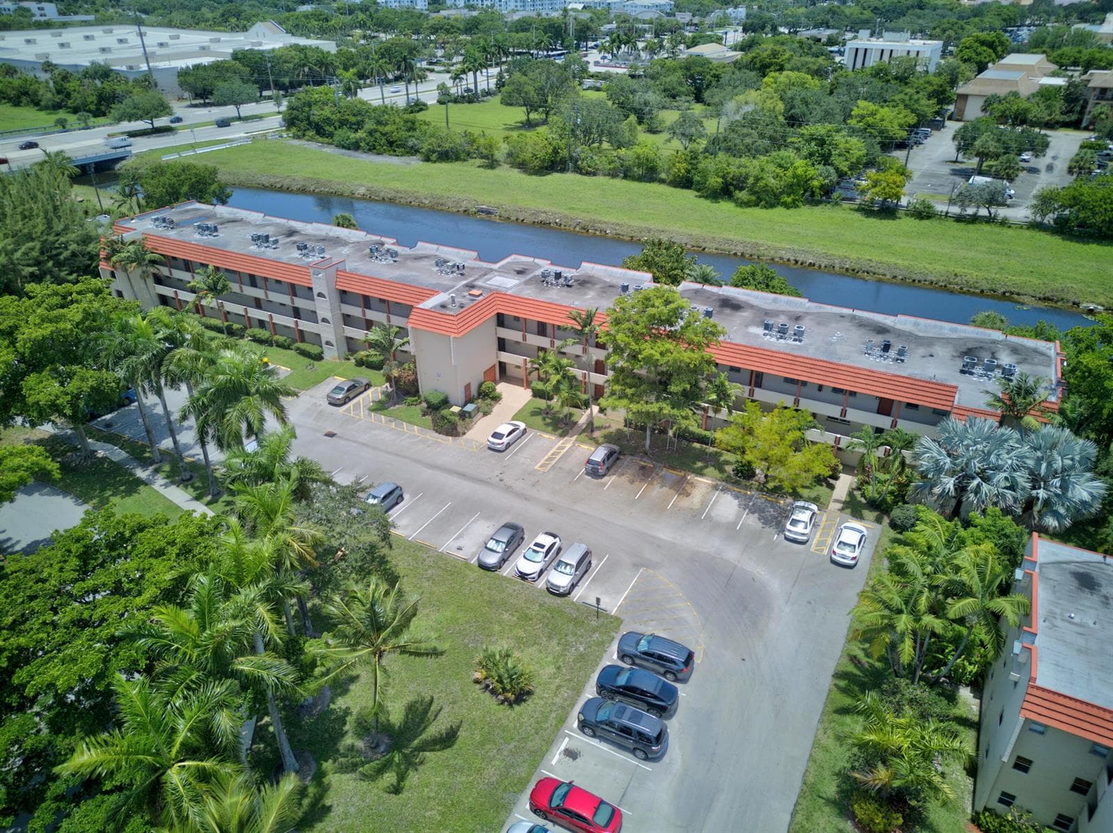 8101 N Sunrise Lakes Drive N # 112, Sunrise FL 33322