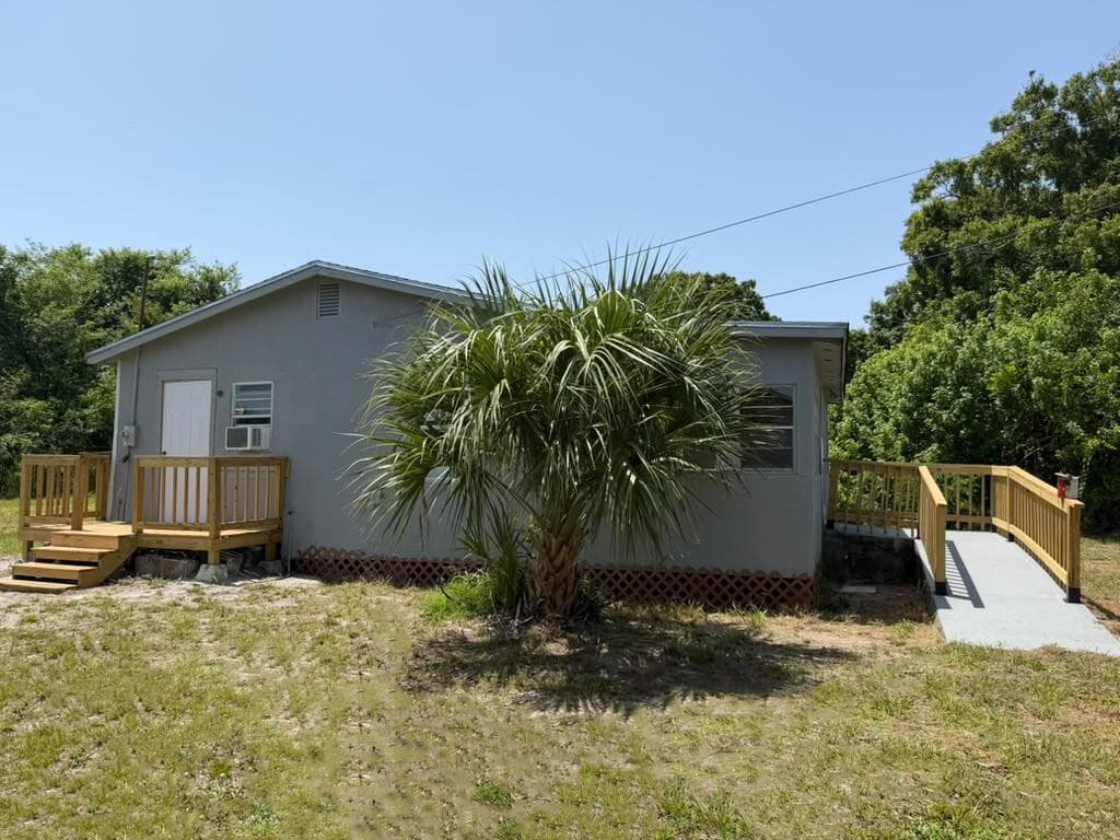 4250 29th Avenue, Vero Beach FL 32967 photo 2