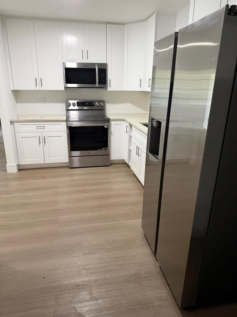 2751 NE 3rd Avenue, Pompano Beach FL 33064 photo 3