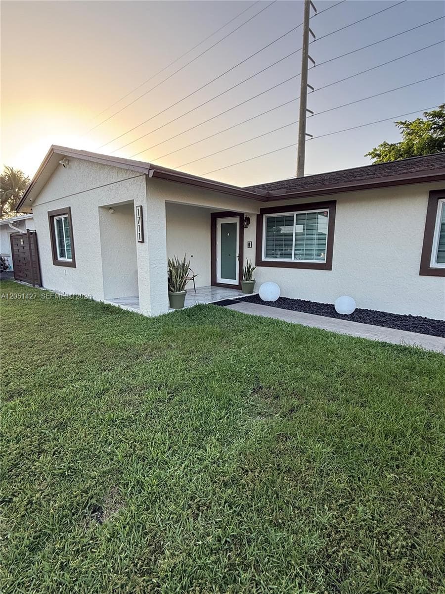 1711 N Anhinga Ln, Homestead FL 33035 photo 3