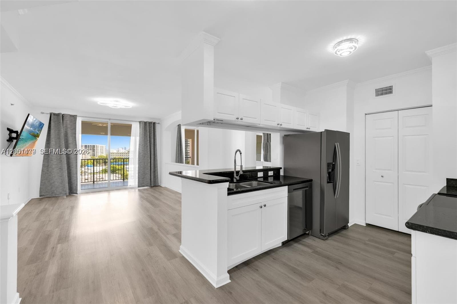 17150 N Bay Rd # 2814, Sunny Isles Beach FL 33160 photo 5