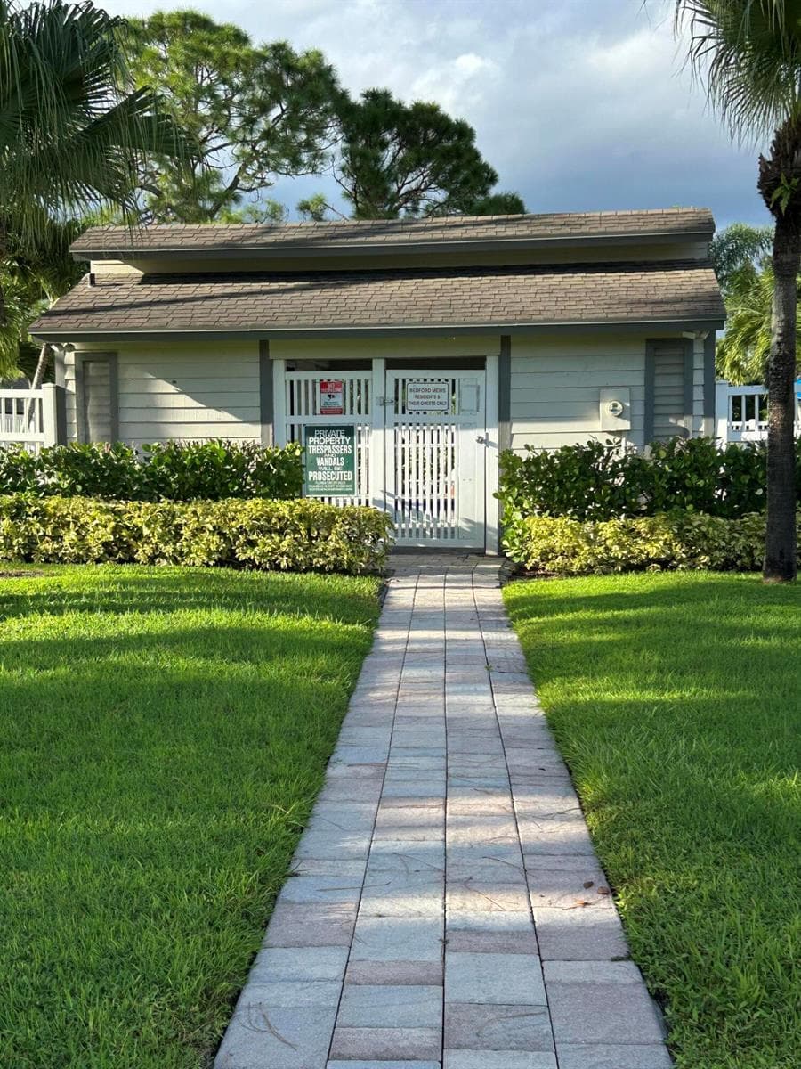 13383 Bedford Mews Court, Wellington FL 33414 photo 2