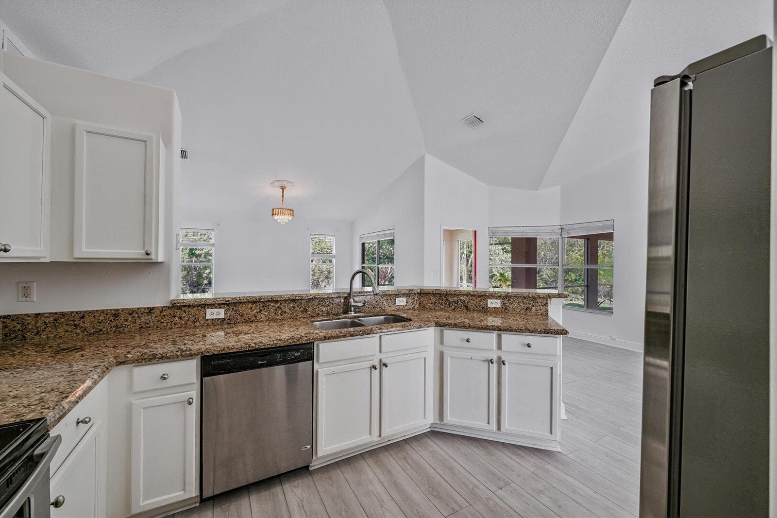 8671 155th Place N, Palm Beach Gardens FL 33418 photo 3