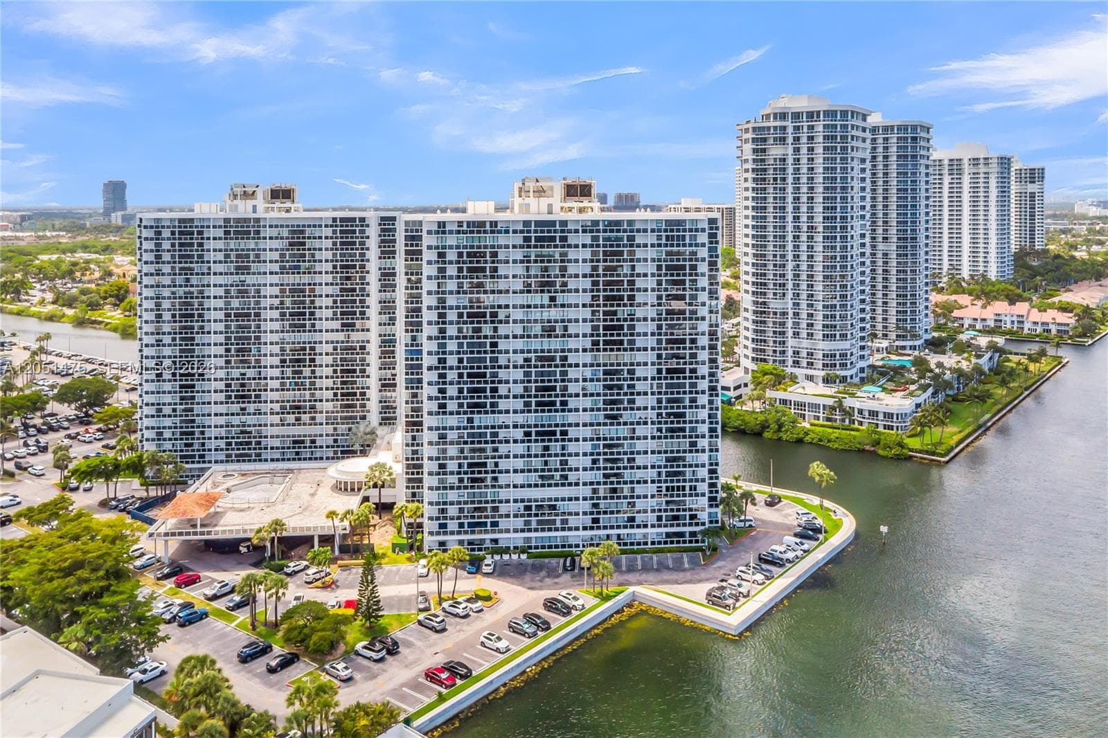 20515 E Country Club Dr # 248, Aventura FL 33180 photo 3