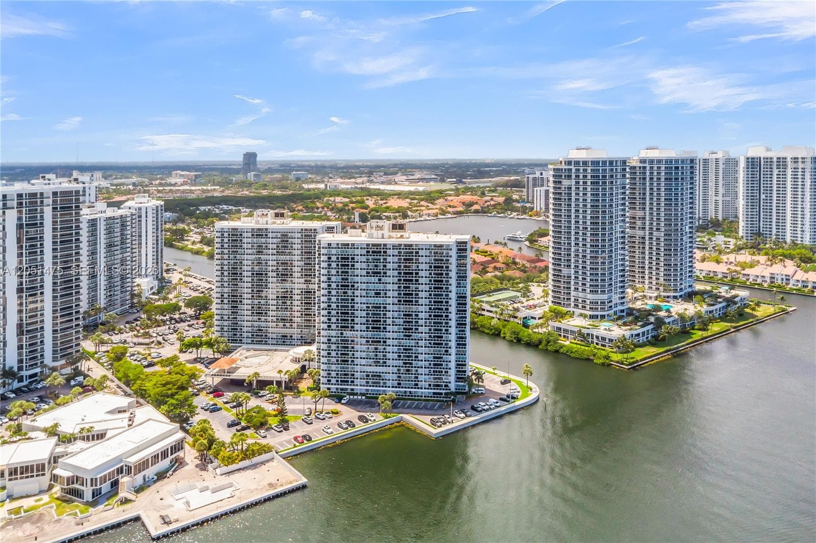 20515 E Country Club Dr # 248, Aventura FL 33180 photo 4