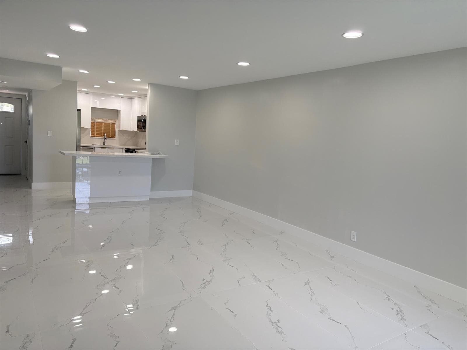 700 S Hollybrook Drive # 207, Pembroke Pines FL 33025 photo 3