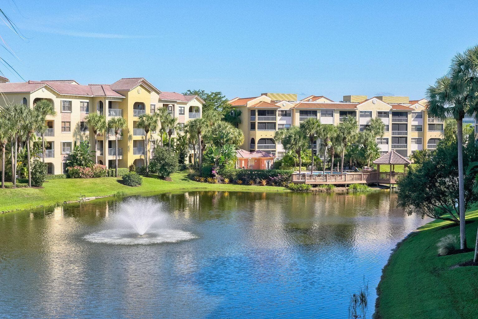 300 Uno Lago Drive # 303, Juno Beach FL 33408 photo 3