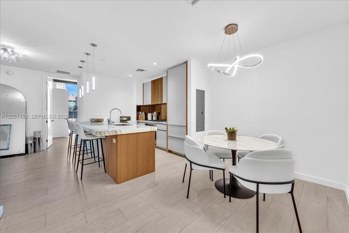 Park Grove Club Residences photo 5