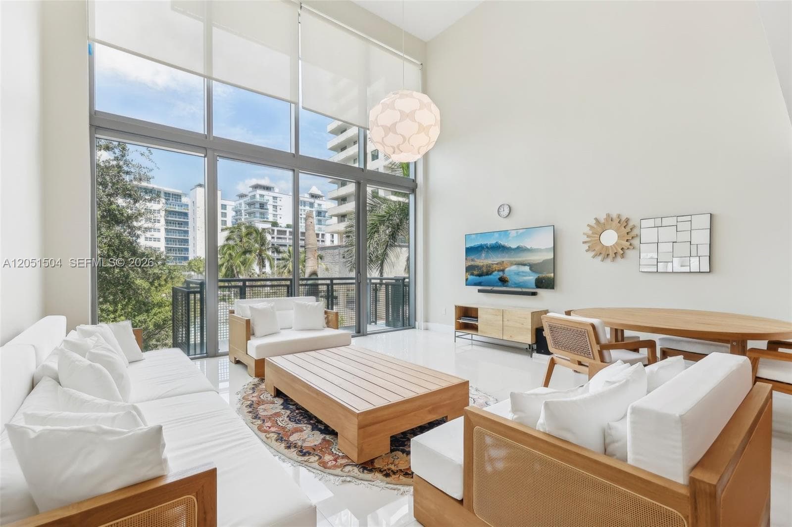 6000 Collins Ave # 306, Miami Beach, FL 33140