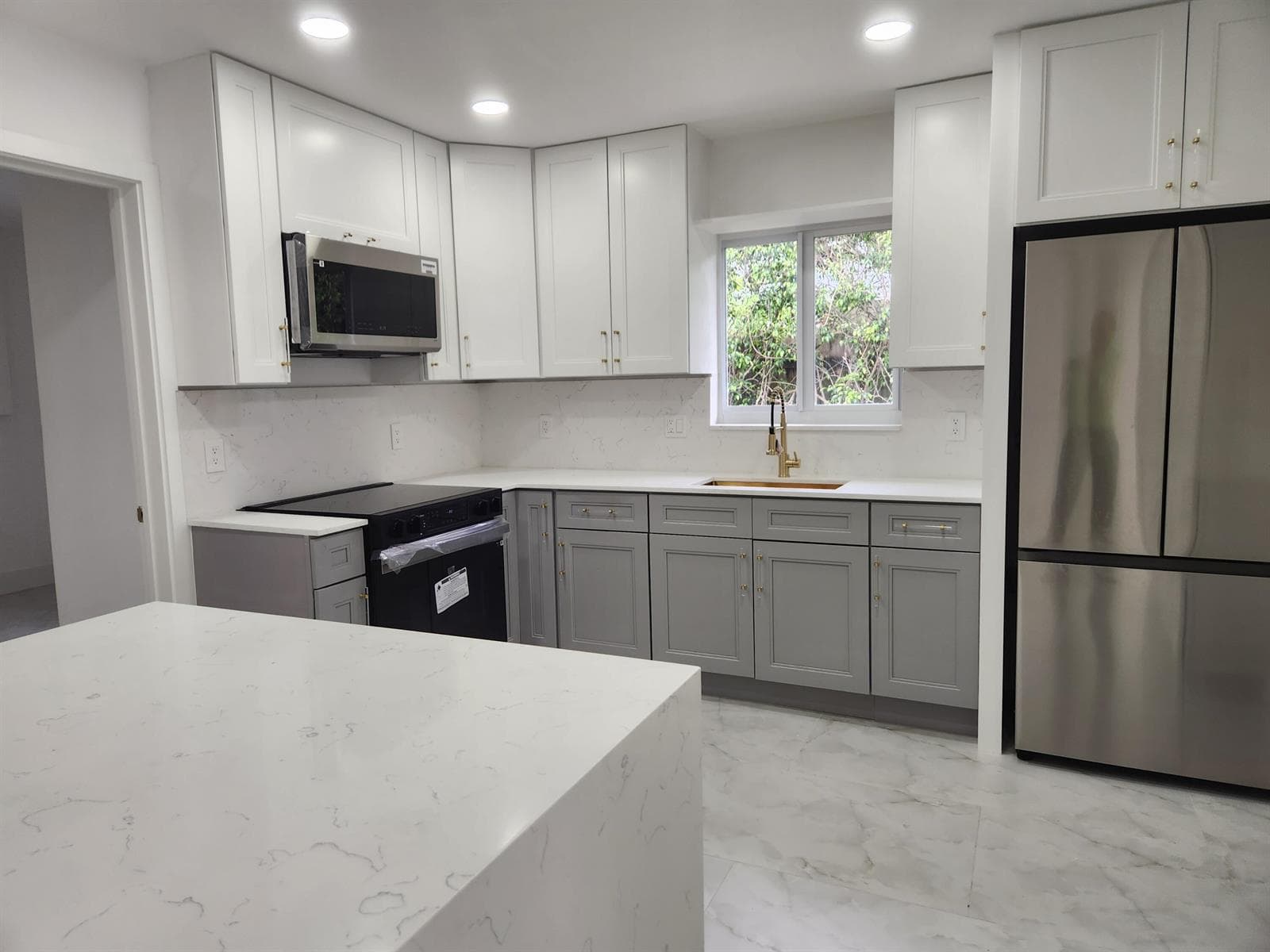 401 SE 1st Avenue, Pompano Beach FL 33060 photo 3