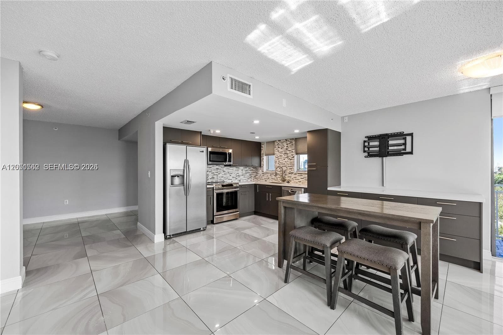 16590 NE 26th Ave # 502, North Miami Beach FL 33160