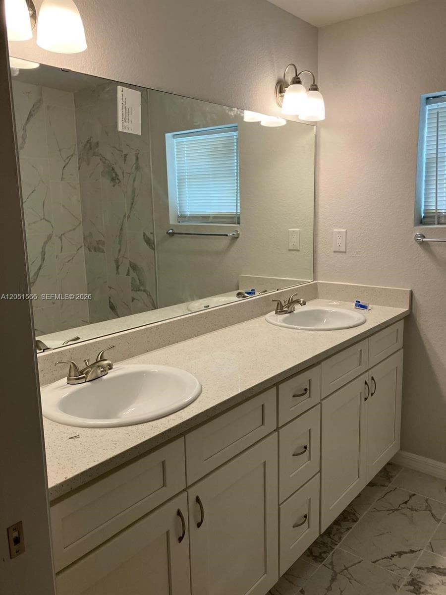 363 POINSETTIA AVE # 363, Other City - In The State Of Florida FL 33870 photo 4