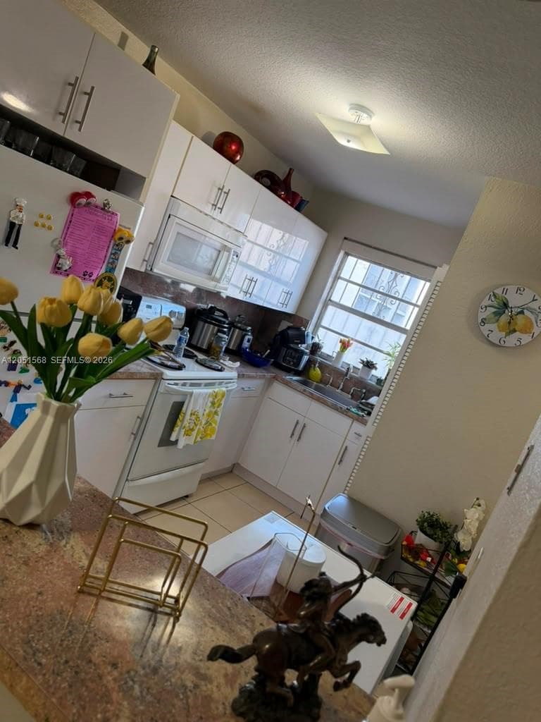 1630 W 46th St # 504C, Hialeah, FL 33012 photo 2