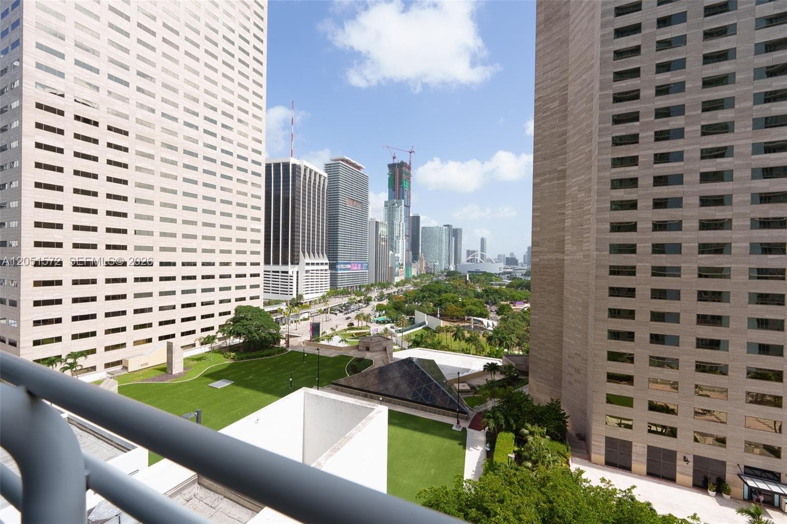 335 S Biscayne Blvd # 1600, Miami, FL 33131 photo 2