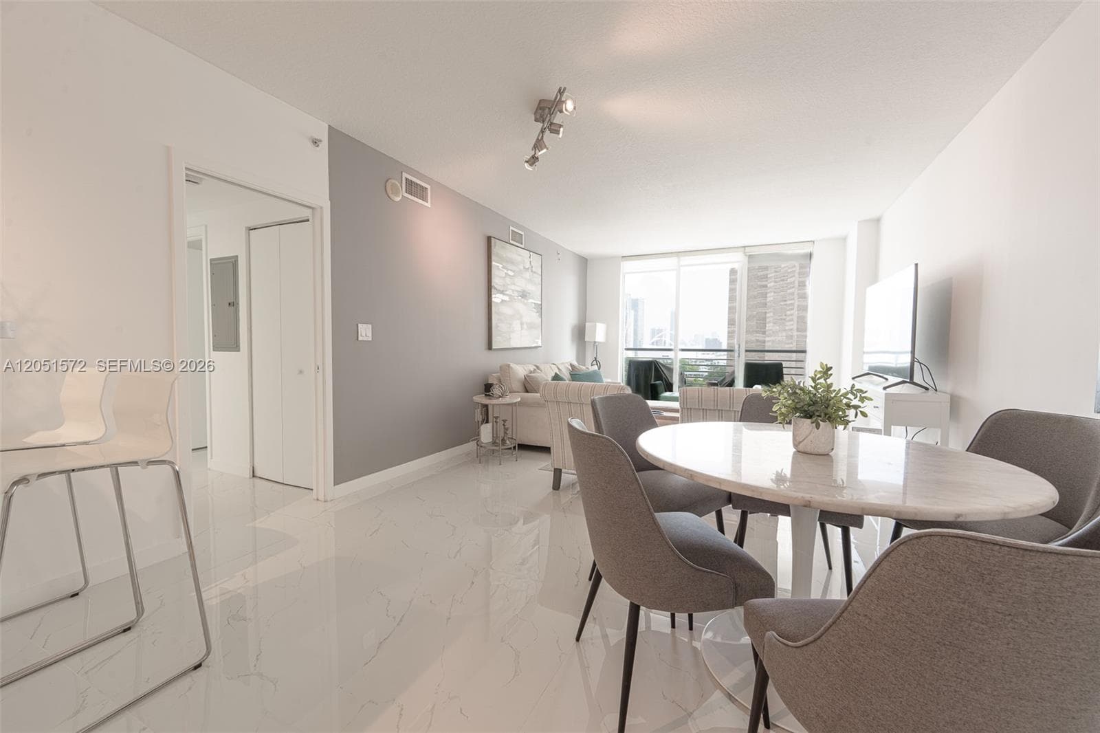 335 S Biscayne Blvd # 1600, Miami, FL 33131 photo 3