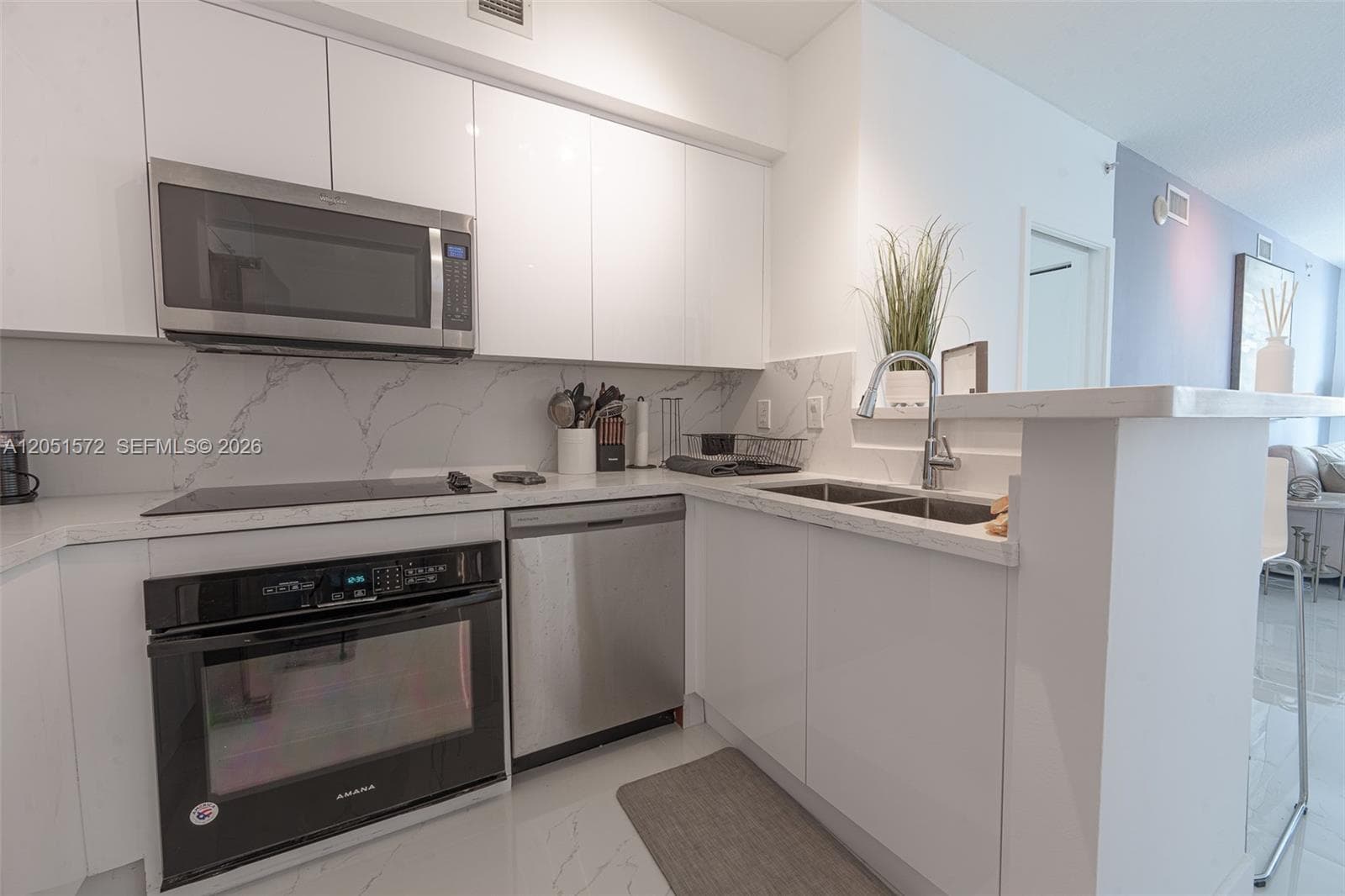 335 S Biscayne Blvd # 1600, Miami, FL 33131 photo 5