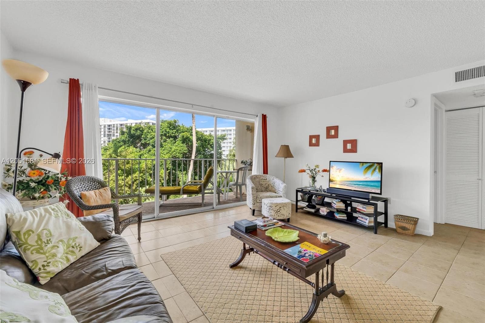 200 178th Dr # 409, Sunny Isles Beach FL 33160 photo 4