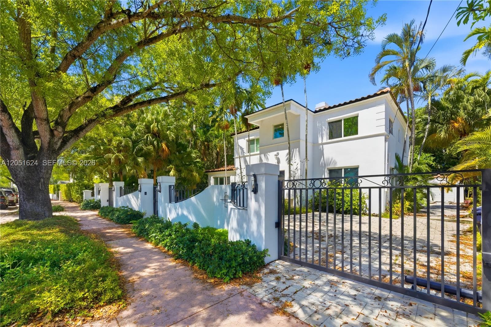 5824 Alton Rd, Miami Beach FL 33140 photo 3