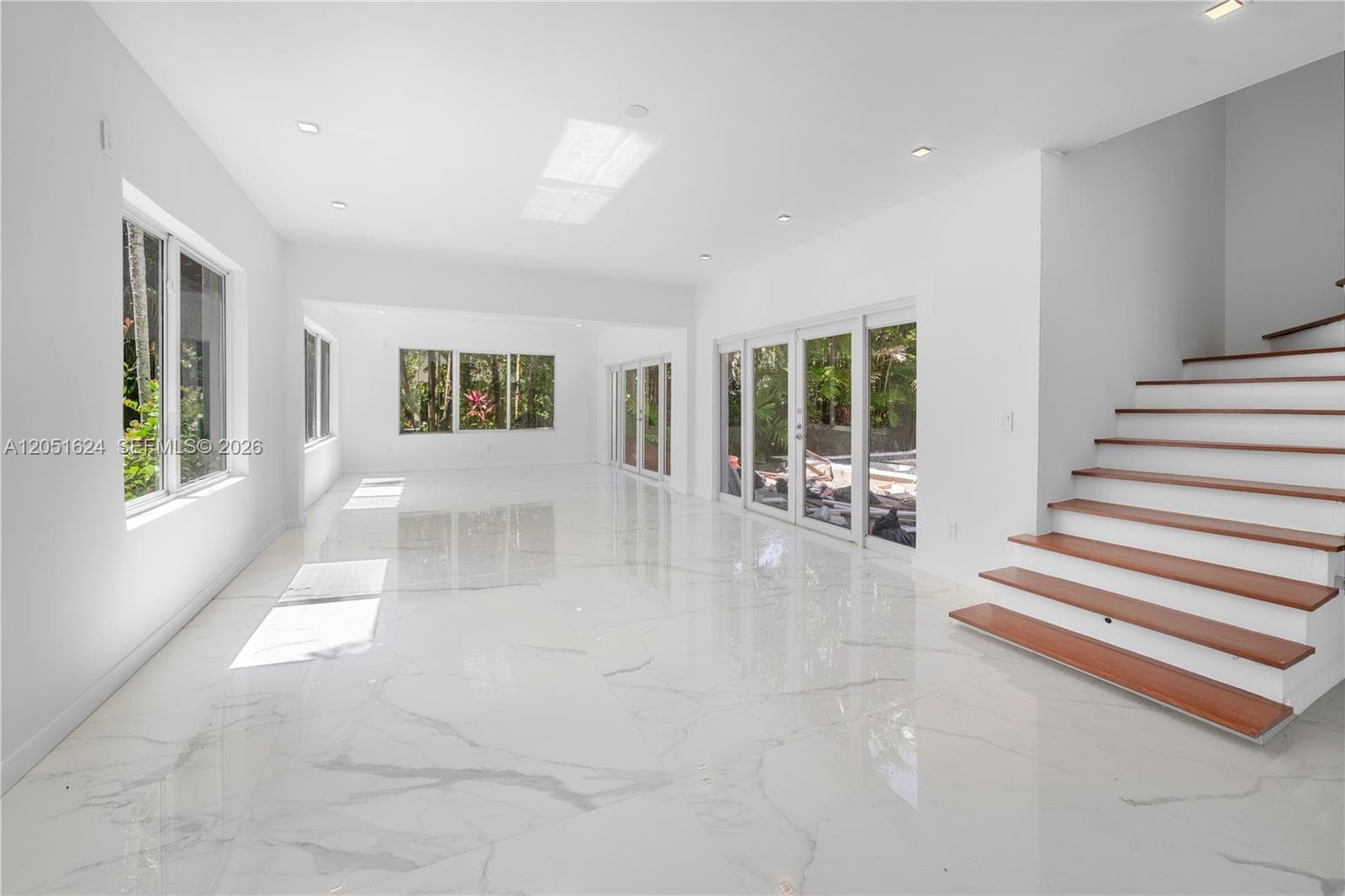 5824 Alton Rd, Miami Beach FL 33140 photo 5