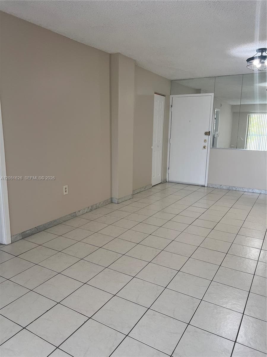 1250 NE 125th St # 403D, North Miami FL 33161 photo 3