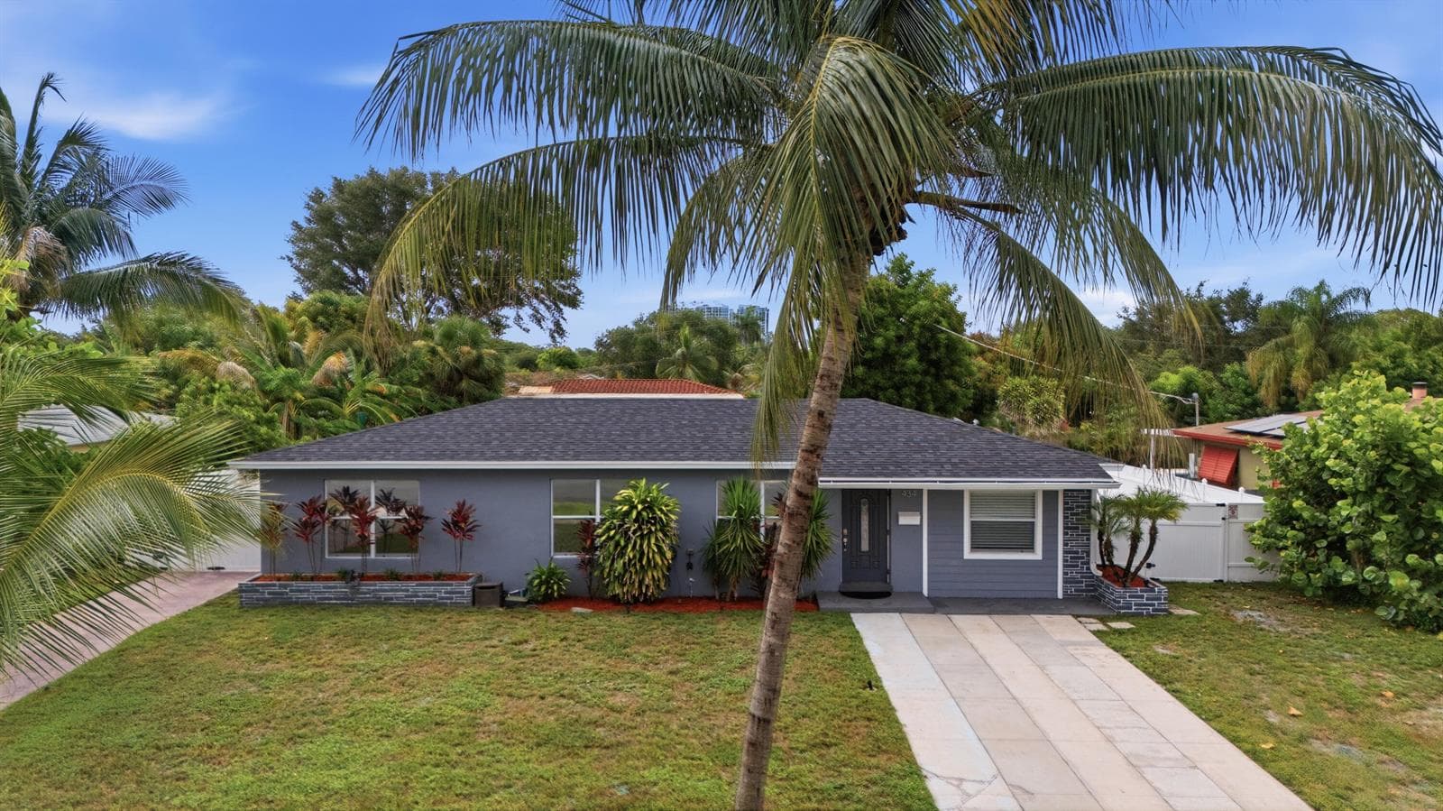 434 Australian Circle, Lake Park FL 33403 photo 2