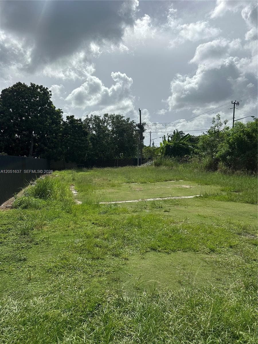 538 NW 6th Ave, Homestead FL 33030 photo 5