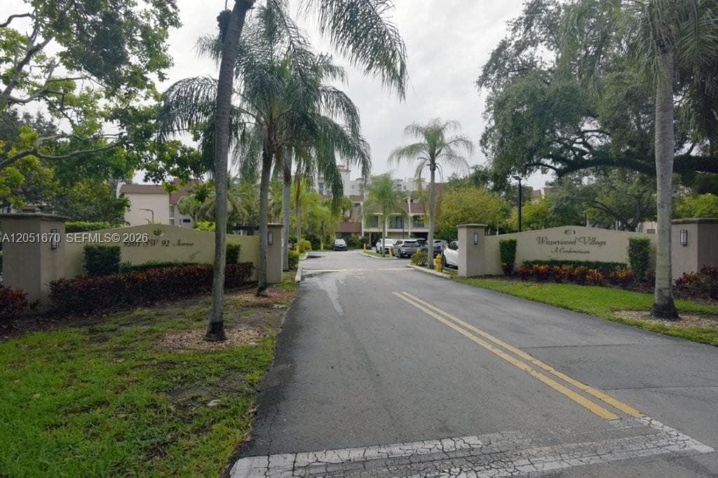 9301 SW 92nd Ave # 219C, Miami FL 33176