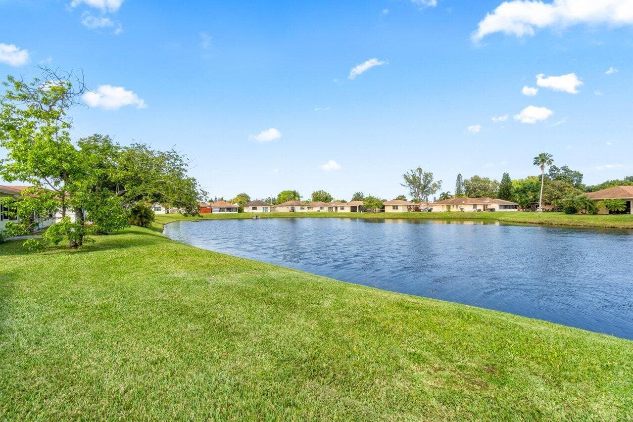 1620 Granfern Avenue # 1620, West Palm Beach FL 33415 photo 2