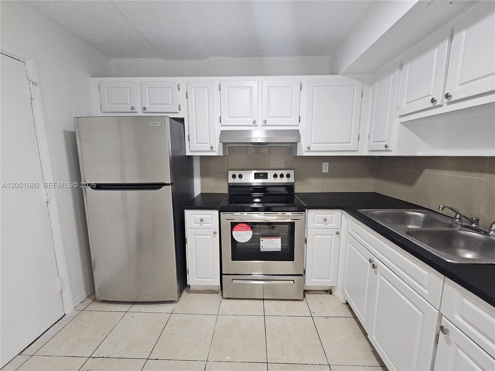 3610 NW 21st St # 206, Lauderdale Lakes FL 33311 photo 2
