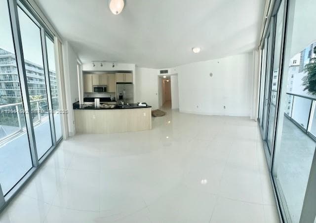 1111 SW 1st Ave # 1219, Miami FL 33130 photo 2
