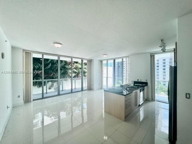 1111 SW 1st Ave # 1219, Miami FL 33130