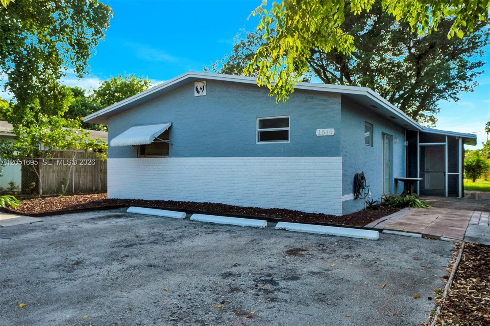 1515 NW 2nd Ave, Fort Lauderdale FL 33311 photo 2