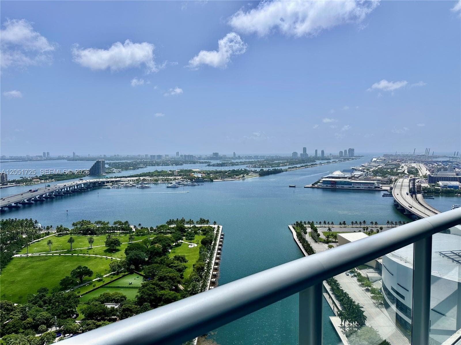 888 Biscayne Blvd # 3611, Miami FL 33132 photo 2