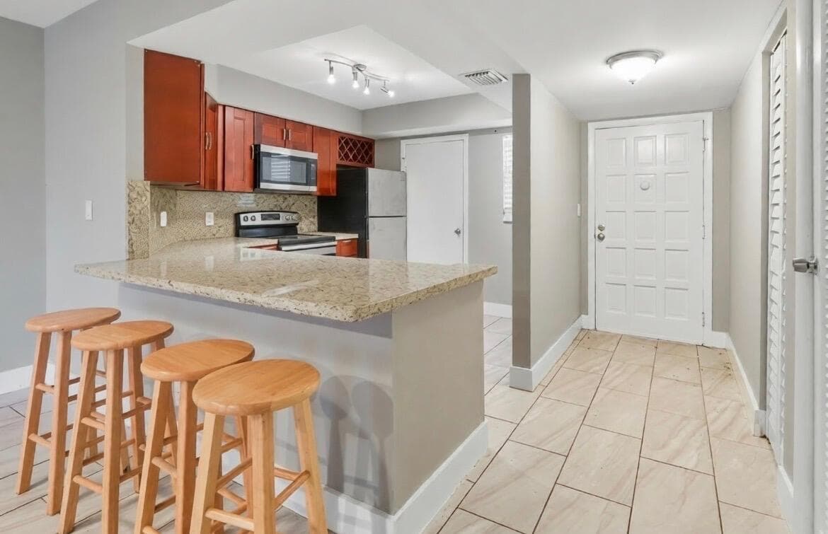 6301 N Falls Circle Drive # 111, Lauderhill FL 33319 photo 4