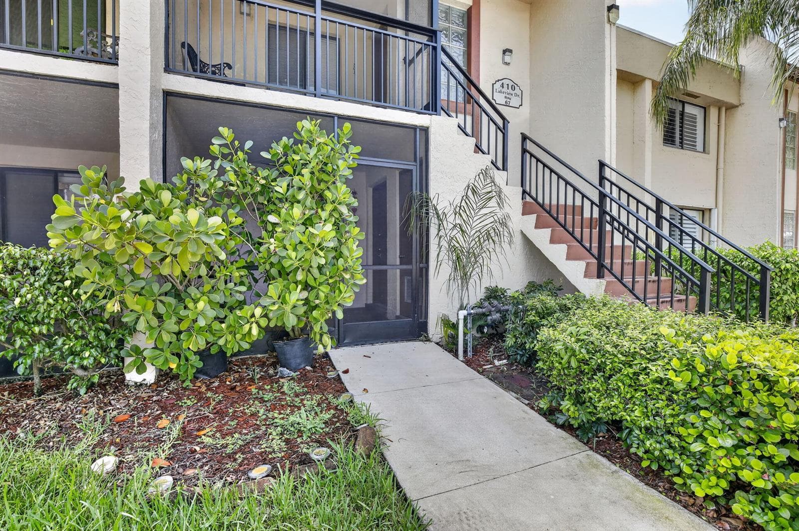 410 Lakeview Drive # 103, Weston FL 33326