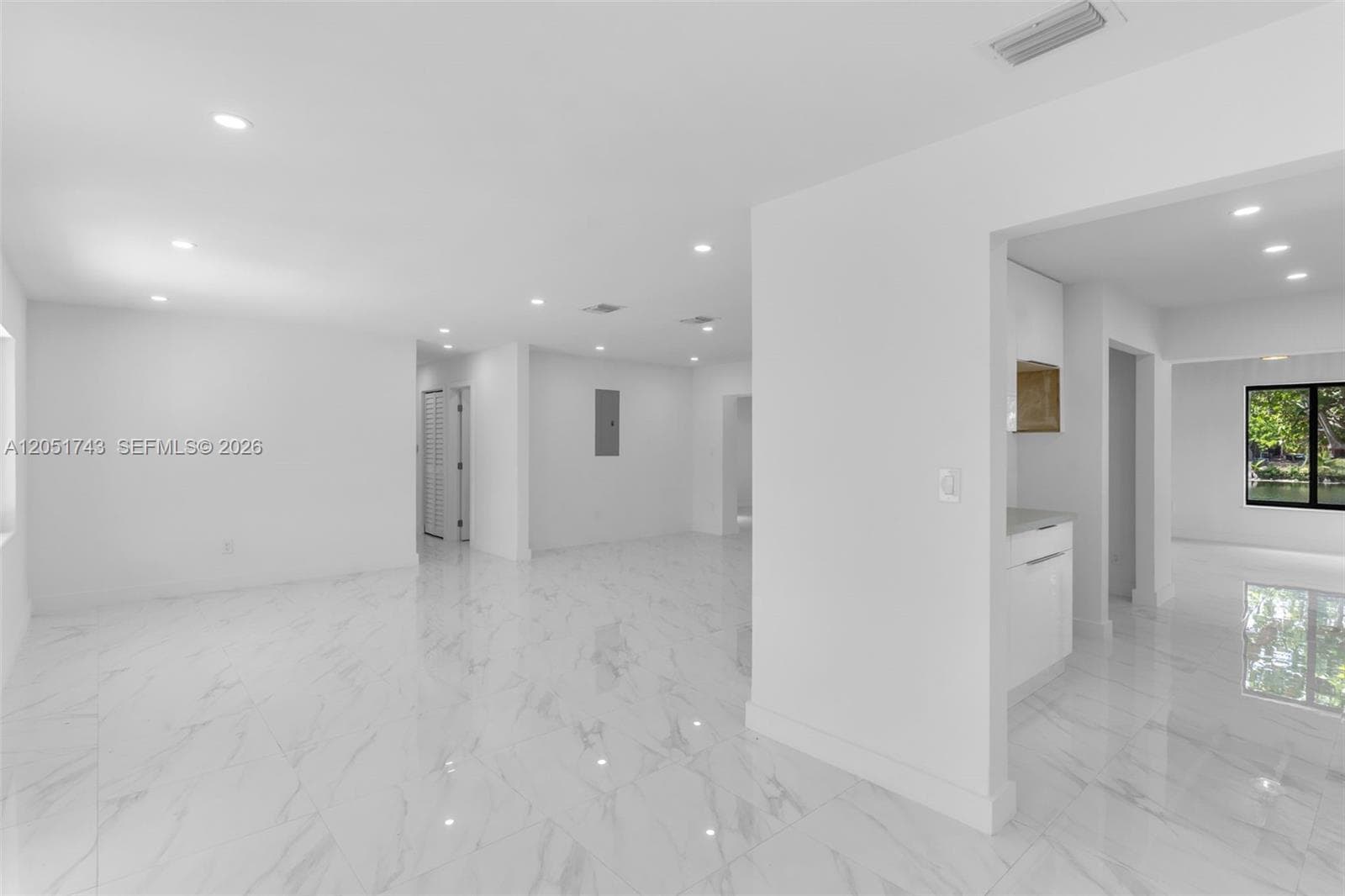 12846 SW 49th Ter, Miami FL 33175 photo 4