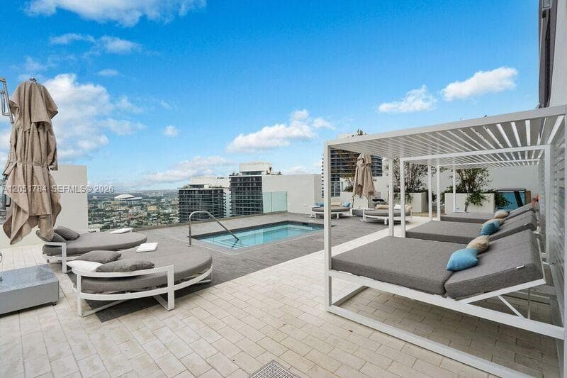 1010 Brickell Ave # 1403, Miami FL 33131 photo 2