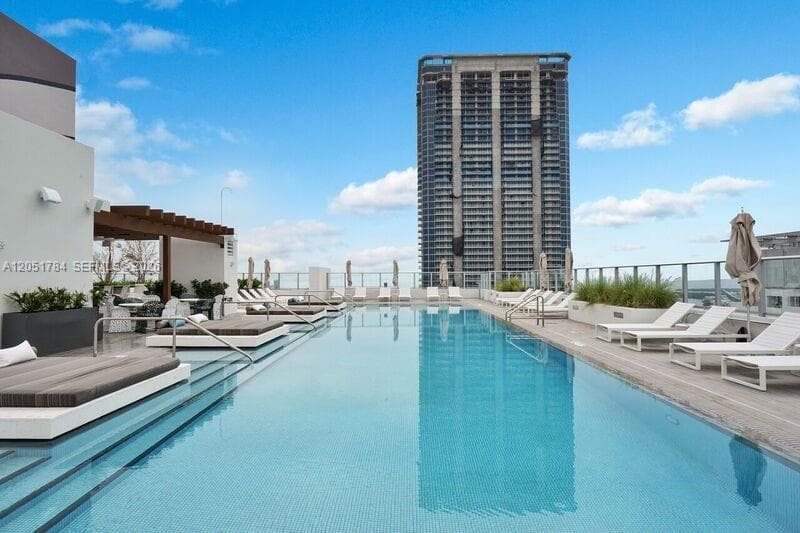1010 Brickell Ave # 1403, Miami FL 33131 photo 4