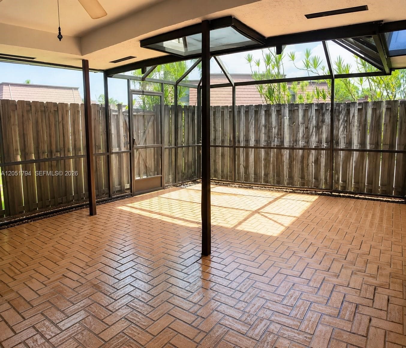 7671 W Courtyard Run W, Boca Raton FL 33433 photo 2