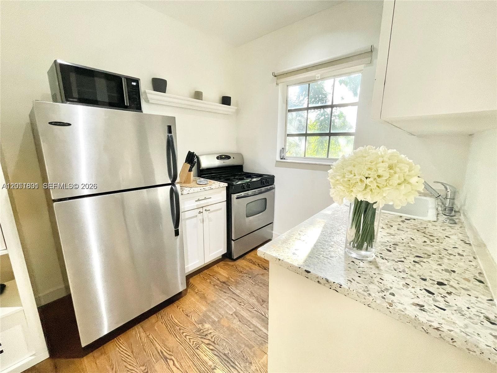 439 15th St # 18, Miami Beach FL 33139 photo 5