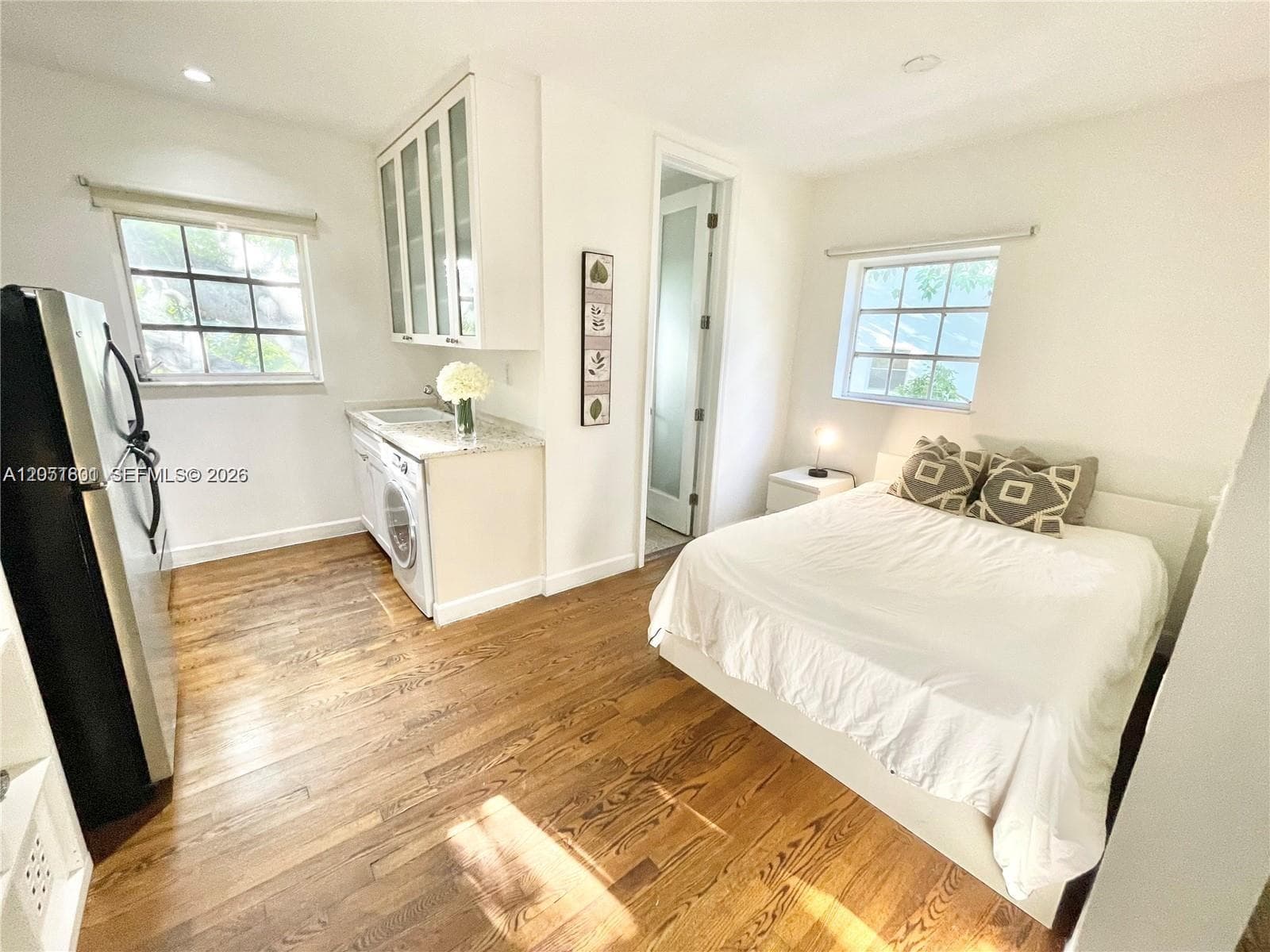 439 15th St # 18, Miami Beach FL 33139 photo 4