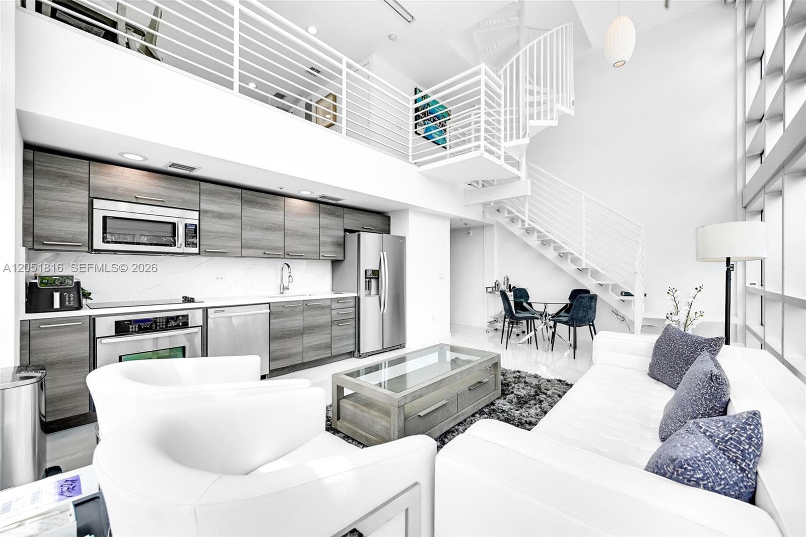 421 Meridian Ave # 15, Miami Beach FL 33139 photo 3