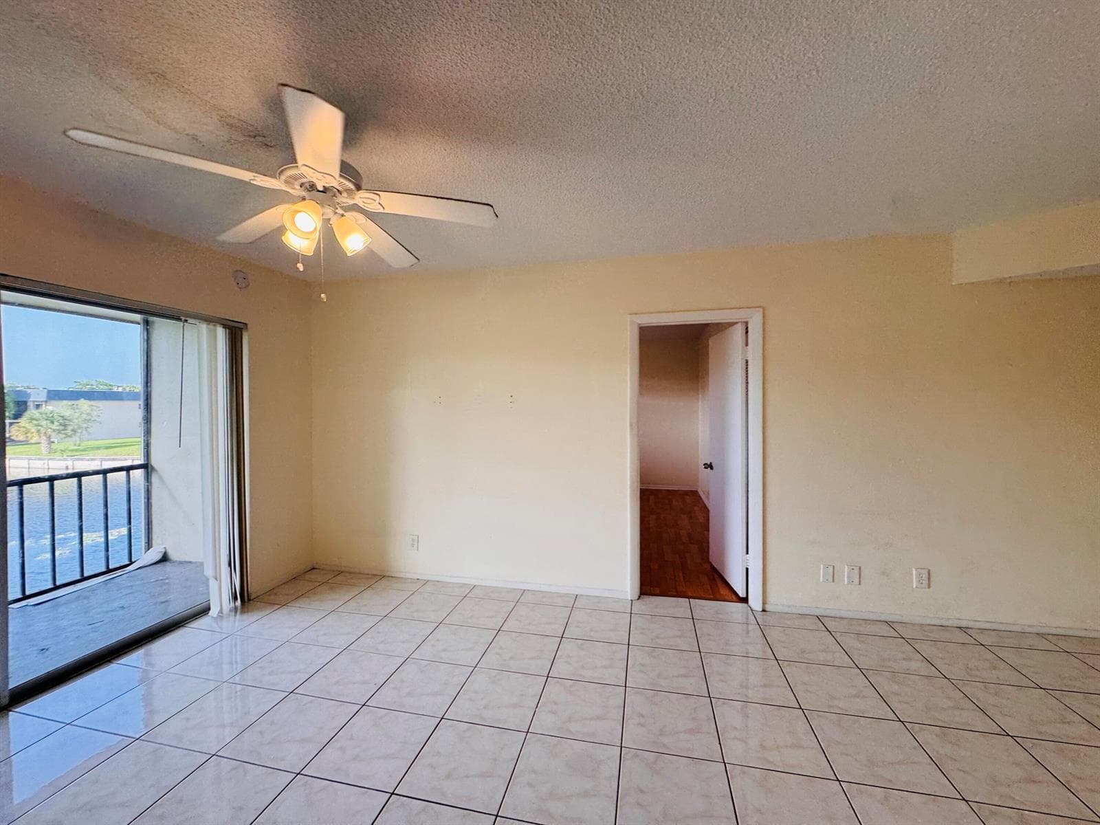 8025 S Colony Circle # 203, Tamarac FL 33321 photo 2