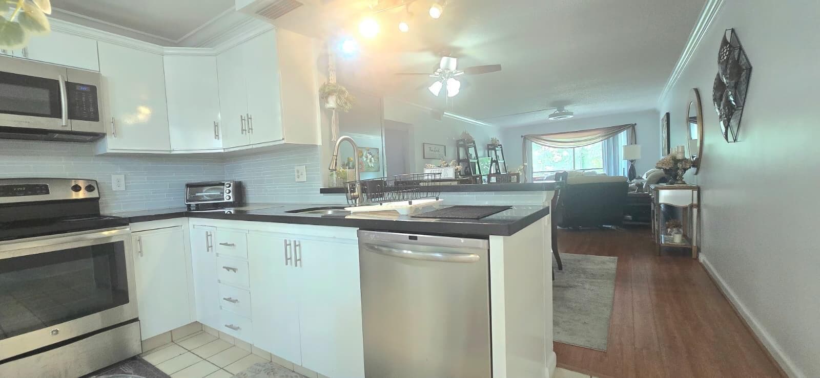 2002 Granada Drive # K3, Coconut Creek FL 33066 photo 3